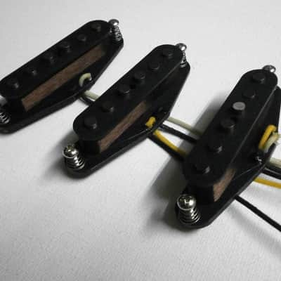 Stratocaster HAND WOUND Coil TaP A5 Guitar Pickups SET Hand Wound Q Big Tone Mid Scooped Fits Fender Mayer Dipper image 4
