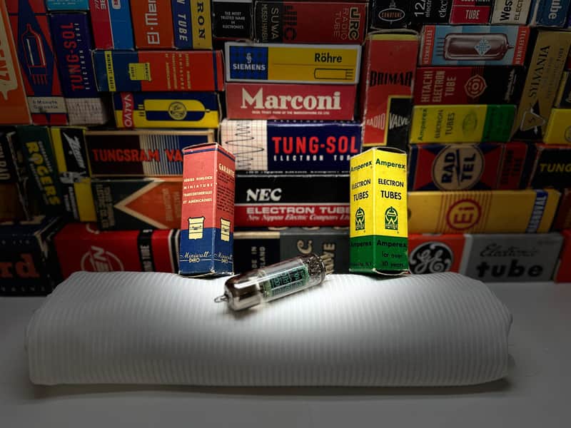 1x Vintage DGetter E80CC PhilipsHeerlen NL⊿ Rare 1960 GoldPin GoldGrid / 6085 CV5989 /Tall 12AU7 ECC82 Alternative PluginSub /Grail Audio Classic Warmth Rich Vocals Incredible Musicality image 1