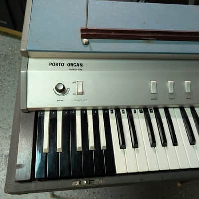 Porto combo suitcase Organ Italy Ideal CEI Noble vintage synth Farfisa/Starmaster-adjacent needs work Italian 1960’s blue grey tolex image 16