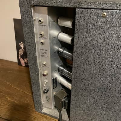 Silvertone Model 1482 image 7