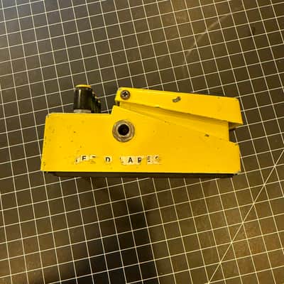 Boss OD-2 Turbo OverDrive (Black Label) 1985 (see serial) - Yellow - MIJ image 4