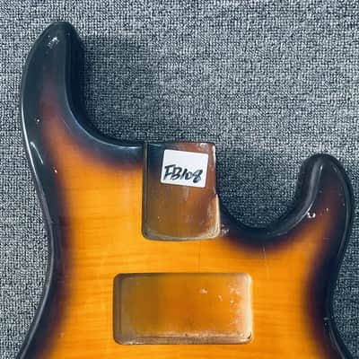 Harley Benton Style 4 or 5 String Bass Body in Natural Wood image 2