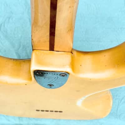 Fender Stratocaster 1975 - Olympic White to Creme HARDTAIL with rare rosewood fingerboard image 13