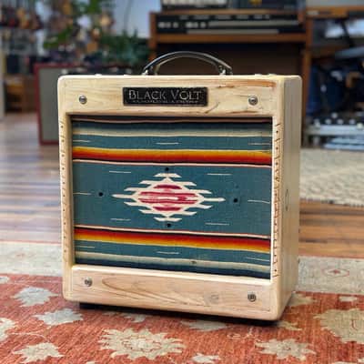 Black Volt The Hawk 15W Hand-Wired 10" Combo image 13