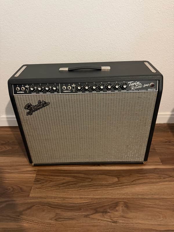 Fender '65 Twin Reverb Reissue 85-Watt 2x12" Guitar Combo 1991 - Present - Black image 1