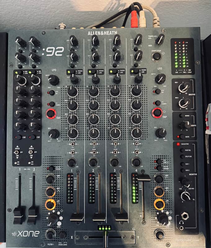 Allen & Heath XONE:92 Professional 6-Channel DJ/Club Mixer 2010s - Black image 1