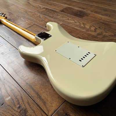 2011 Fender ST-57 Stratocaster ‘57 Reissue Vintage White MIJ Japan image 12