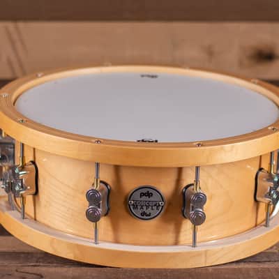 PDP 20-Ply Maple Snare with Wood Hoops and Chrome Hardware 14 x 5.5 in. (PDSN5514NAWH) image 2