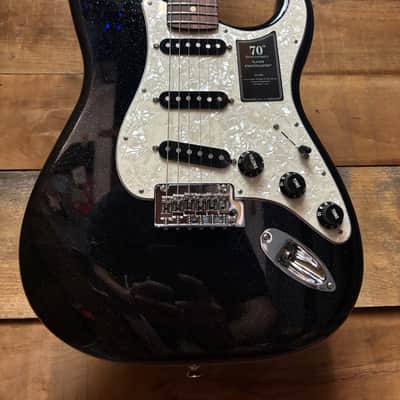Fender 70th Anniversary Player Strat Nebula image 2