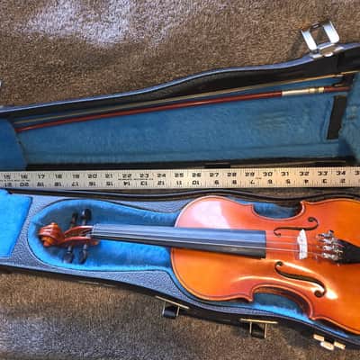 Suzuki No. 220 1/4 Violin, Japan 1986, with Bow & Case. Very Good Condition image 1