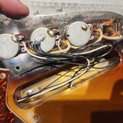 Fender 1986 Fender Sunburst MIJ (Fujigen) Jazz Bass ‘62 Vintage Reissue JB62-60 1986 - Sunburst image 17