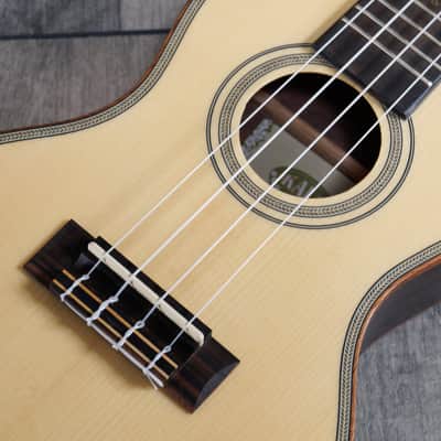 Kala KA-SSEBY-C Solid Spruce Top, Ebony Back & Sides 'Concert' Ukulele image 7