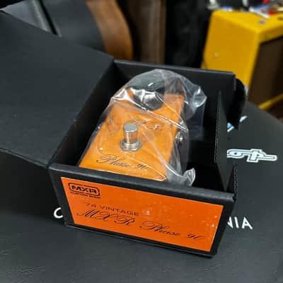 MXR CSP026 '74 Vintage Script Phase 90 2008 - Present - Orange image 3