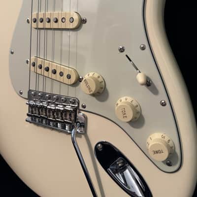 Fender American Vintage II '61 Stratocaster Olympic White + professional setup and re-fret ($500+ worth) image 6
