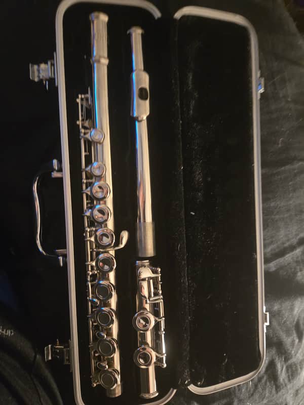 Laurel C Flute Outfit with Case 1990s - Silver-Plated