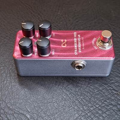 One Control Strawberry Red Overdrive 4K image 5
