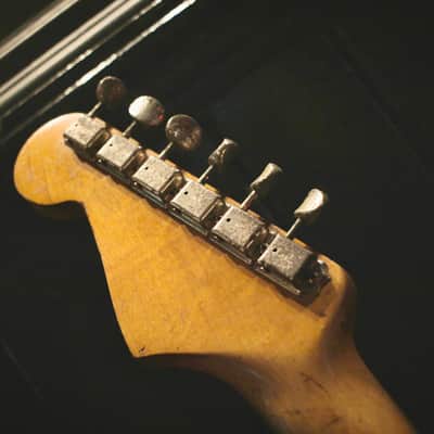 Fender Stratocaster Late 1964 Refin image 10