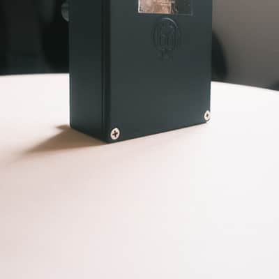 Walrus Audio Fable Granular Soundscape Generator Limited Edition - Floral Series 2024 - Olive Floral image 3