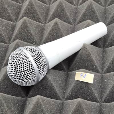 Shure SM48 Limited Edition White SM48W-LC