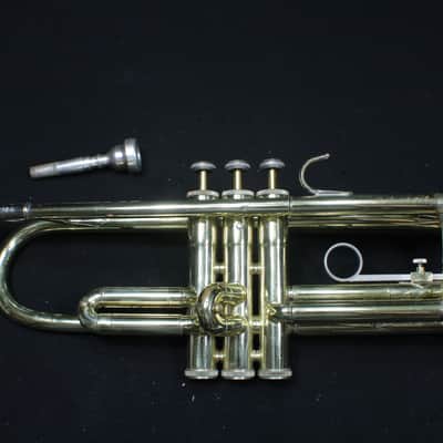 A Bach TR 300 Bb Trumpet in it's Original Case Real Nice # 25 T image 3
