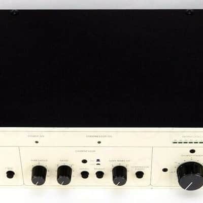 TL Audio Ivory 5050 Mono Valve Mic Preamp Compressor Tube Röhre + 1.5 J Garantiee Röhre Bild 2