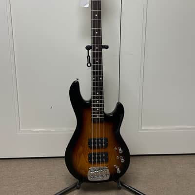 G&L Tribute Series L-2000 Bass Tobacco Sunburst w/ Rosewood