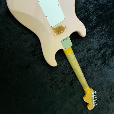 Fender Stratocaster Custom Shop Floyd Rose. Relic’d Shell Pink image 10