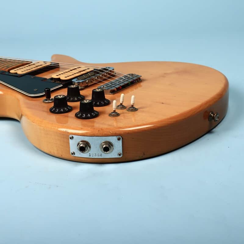 Carvin DC150 Stereo レフティ　1981年　USA製 CARVIN DC150 electric guitars for sale in USA | guitar-list