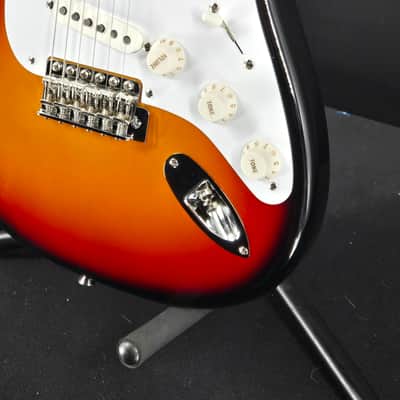 Fender Vintera® III Late '50s Stratocaster®, Maple Fingerboard, 3-Color Sunburst image 4