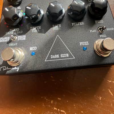Keeley Dark Side Workstation V2 with Effect Order Switch 2016 - Present - Black image 3