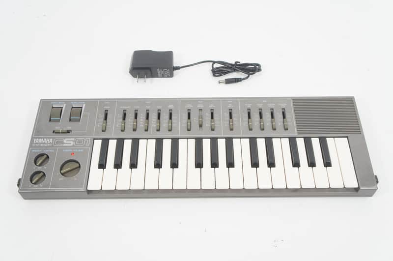 Yamaha CS01 | Reverb