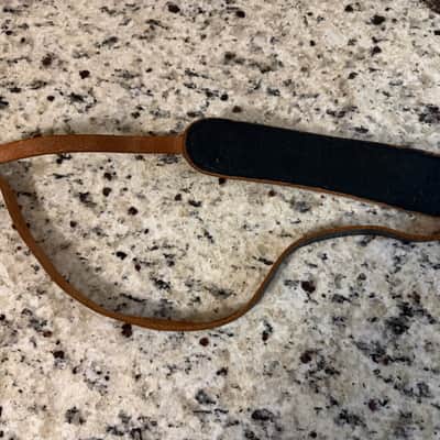 Vintage Leather Guitar Strap 60s? - Black image 5