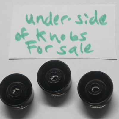 THREE lightly used genuine Gibson BLACK SPEED KNOBS (ONLY 3 of the 4 knobs from PRSK-010 set are for sale) from 2005 (see comparison pictures # 4,  # 5, and # 6 of bottom side) image 4