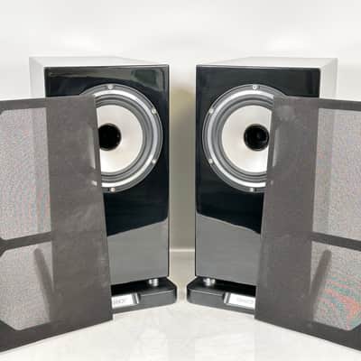 Tannoy Revolution XT 6-GB Compact Bookshelf Speaker (Pair) image 1