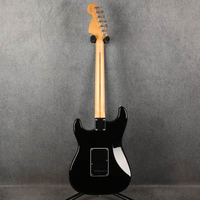 Fender Mexican Deluxe Series Stratocaster HH - Black - 2nd Hand image 7