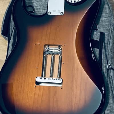 Fender Vintera II '50s Stratocaster with Noiseless DiMarzio Area 58 & VV Heavy Blues Pickups & Blender Pot - MINT image 9
