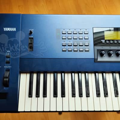 Yamaha EX5 Multi Engine Synthesizer Workstation excellent condition image 6