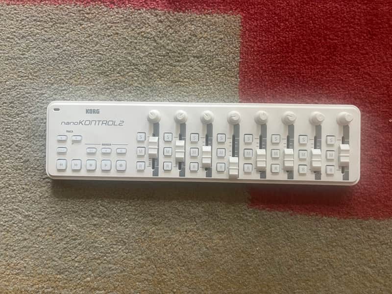 Korg nanoKONTROL2 Slimline USB MIDI Control Surface 2011 - Present - Orange / Green image 1