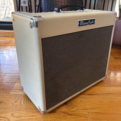 Blues Cube Stage 2-Channel 60-Watt 1x12" Guitar Combo With Eric Johnson Tone Capsule image 8