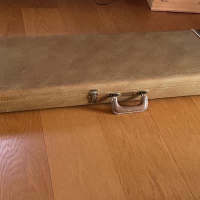 Fender G&G Deluxe Strat/Tele Hardshell Case, Tweed with Orange Plush Interior image 2