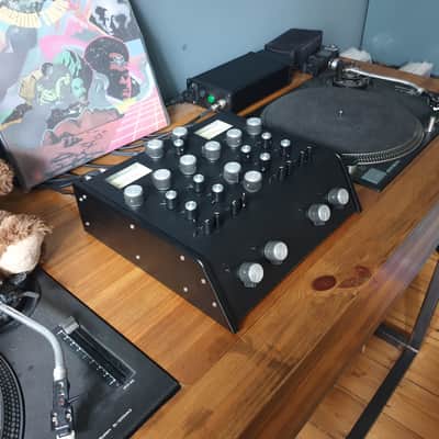 Isonoe ISO420 - Rotary DJ Mixer image 4