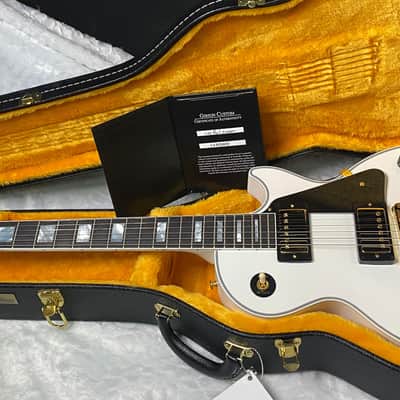 NEW! Gibson Les Paul Custom - Alpine White - Ebony Board - Authorized Dealer - Only 9.9lbs - G06454 image 13