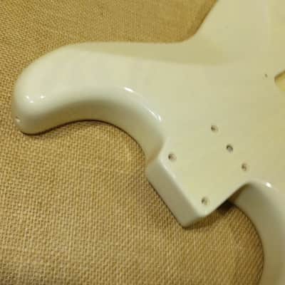 Body Ash White Blonde 4lbs, 1998 Fender American Deluxe  Stratocaster image 8