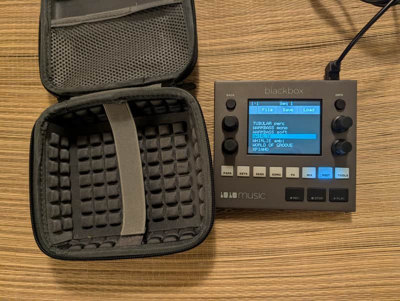 1010 Music Blackbox Desktop Compact Sampling Studio
