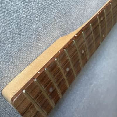 20 Frets Rosewood Fingerboard 4 String Jazz Bass Style Maple Neck image 6