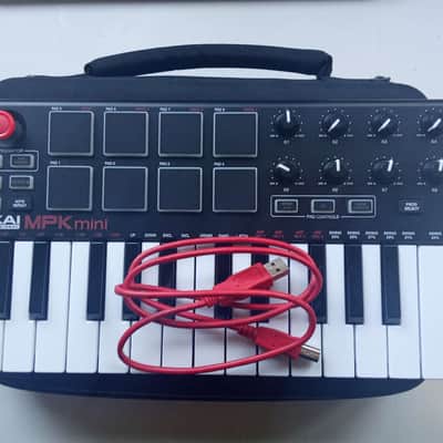 Clavier maître 25 touches Akai MPK Mini MKII en parfait état image 2
