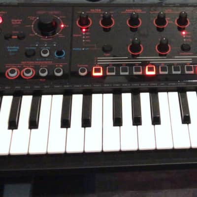 Roland JD-Xi 37-Key Hybrid Analog/Digital Crossover Synthesizer with Vocoder and Gooseneck Microphone image 6