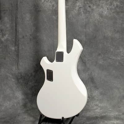 【EDWARDS】SID 明希 model bass white Edwards E-RF-137SL the GazettE Reita Signature Model Snow White
