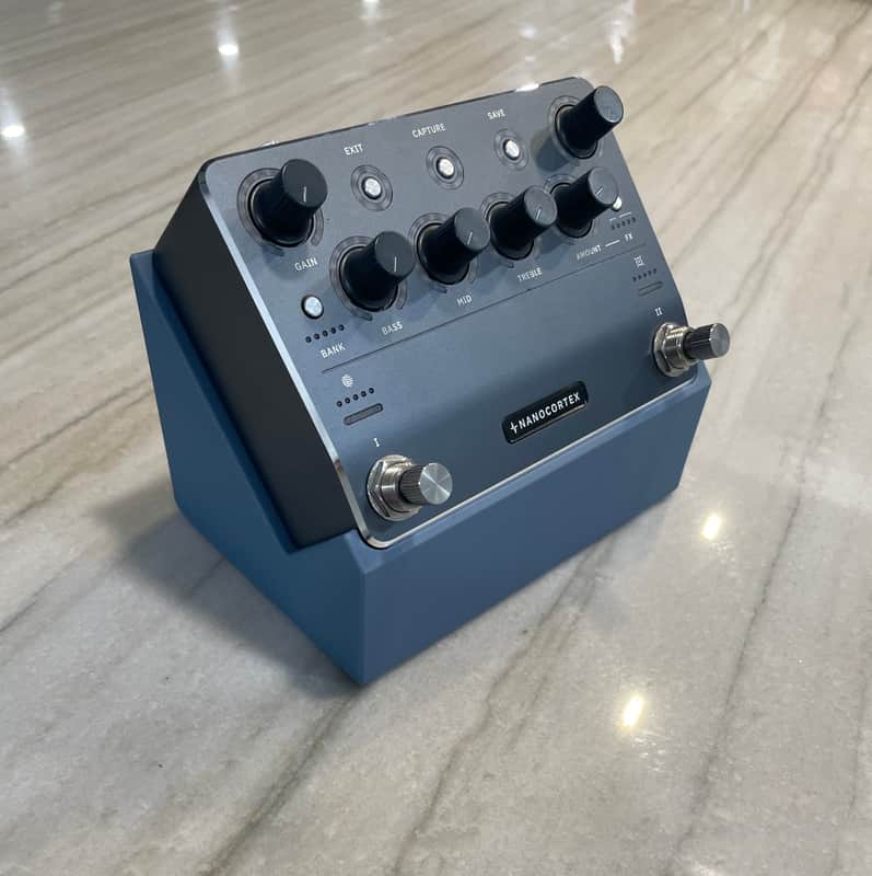Blue Neural DSP Nano Cortex stand for display or use stabilizer elevation image 1