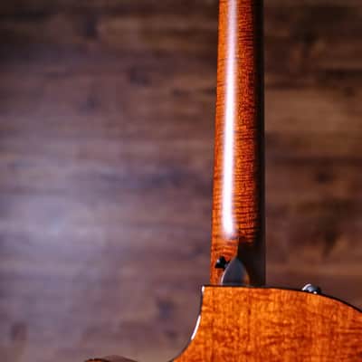 Taylor Custom Grand Auditorium 2022 - Natural image 7